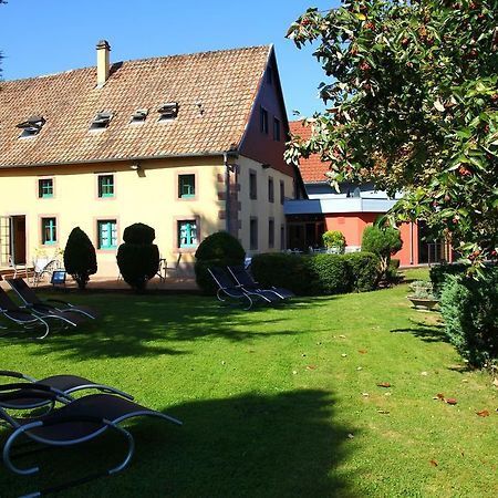Hotel Restaurant Les Alisiers Lapoutroie Bagian luar foto